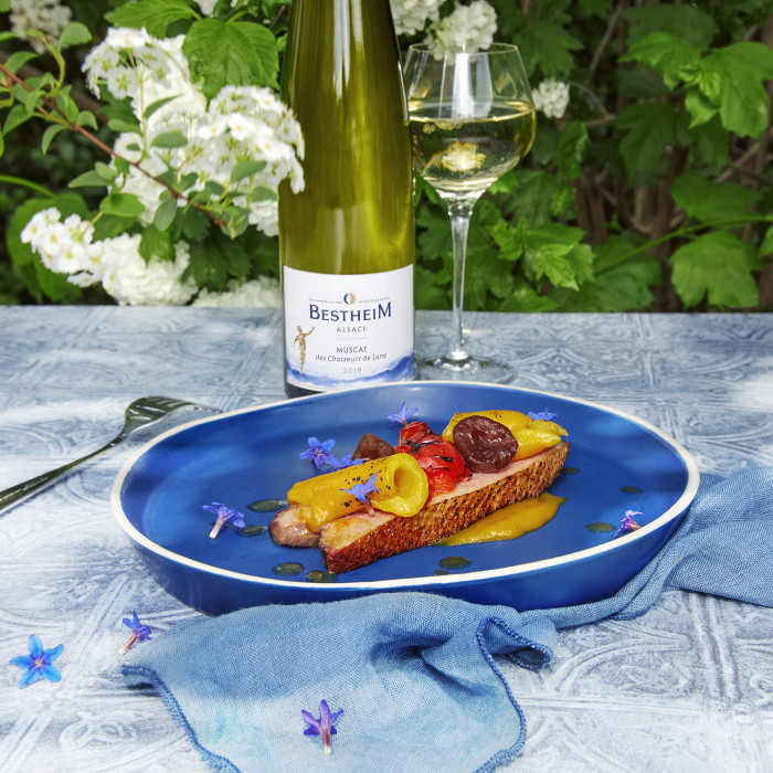 Filet de canard mirabelles et poivrons & Muscat Bestheim_Paysage
